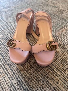 Gucci Pink Leather Block Heel Sandals with Gold Double G